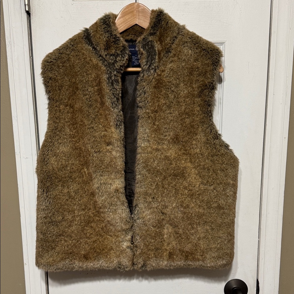 Preston & York Faux Fur Vest Zippered Large